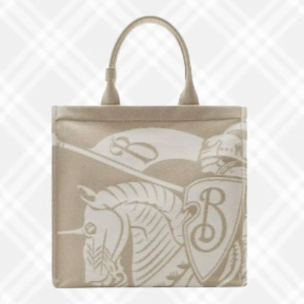 BURBERRY Canvas Tote Bag- Hunter IP Pattern
